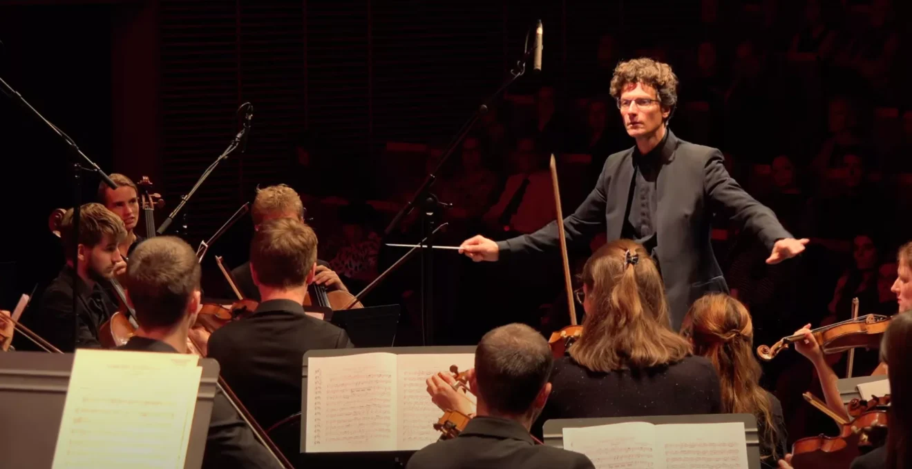 conférencier lors d’un séjour musical
